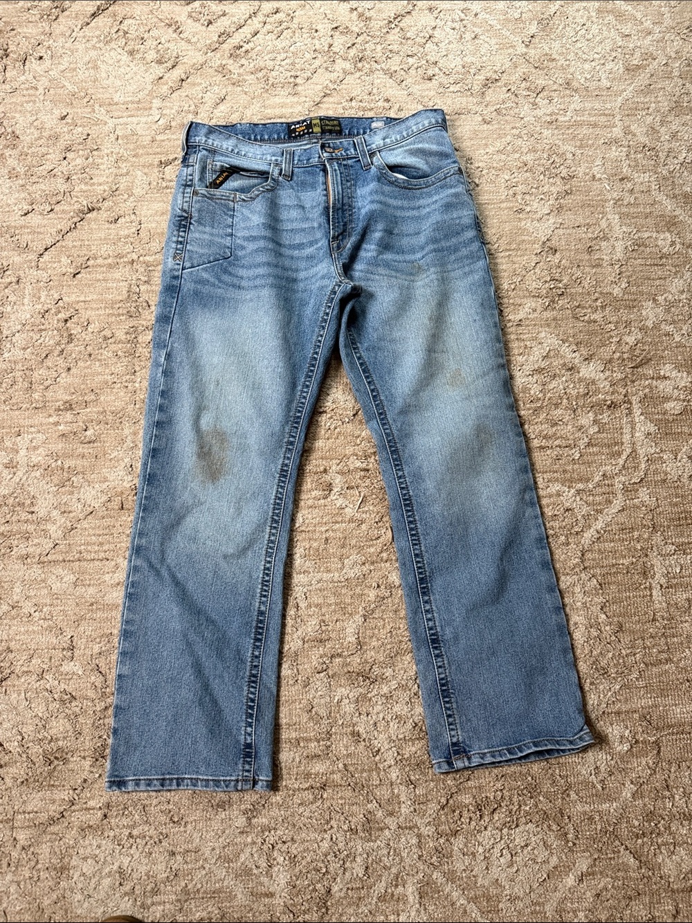 Men's Light Blue Washed Jeans - Classic Straight Fit